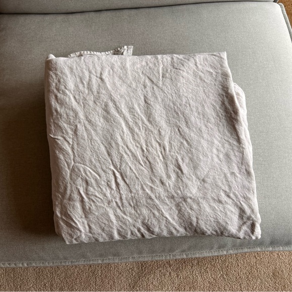 NWOT Matteo Los Angeles linen king flat sheet / Fabric - Picture 4 of 5